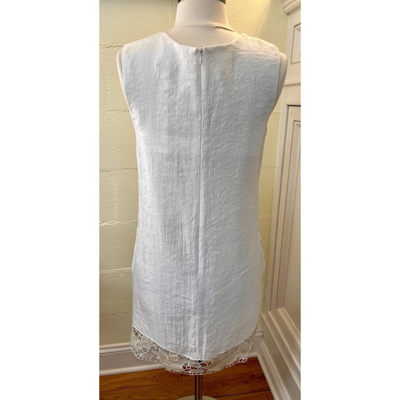 Alexia Admor Ivory Dress With‎ Lace Flower Accents Size Small Made In USA - Picture 6 of 7